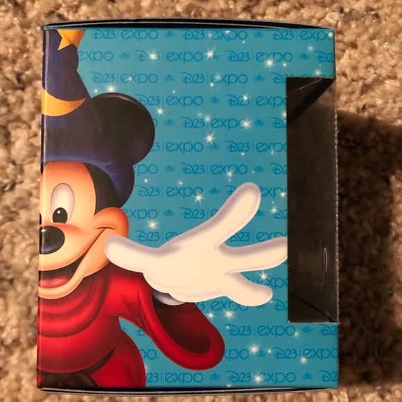 Disney D23 Expo 2011 Vinylmation - Picture 4 of 5